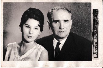 Volodymyr Nezdropa with his daughter